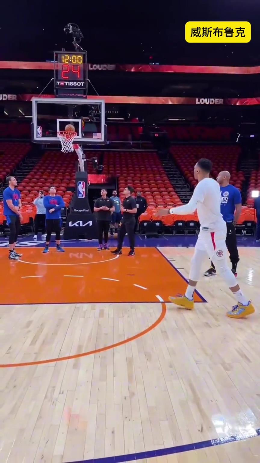 威少的投篮已经进入化境了